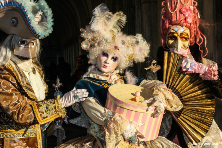 Les costumes et masques du Carnaval de Venise 
